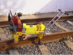 NLB-360型內(nèi)燃螺栓扳手
